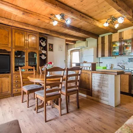 Nilda Valdi Apartmán *